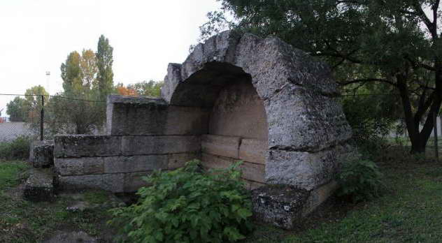 Скифская могила Белгород-Днестровский фото