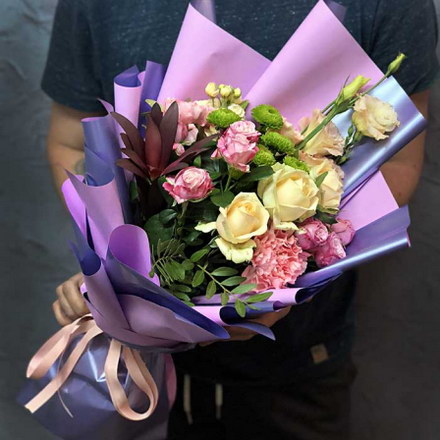 Как можно подарить цветы близкому человеку, находясь заграницей
